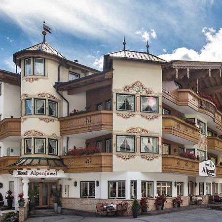 Hotel Alpenjuwel 4 Sterne Superior Tux Exterior photo